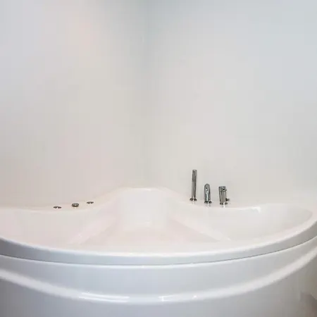 Σπίτι διακοπών Luxury Lakeside Retreat-by Traum Ansager