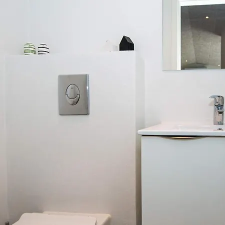 Σπίτι διακοπών Luxury Lakeside Retreat-by Traum Ansager