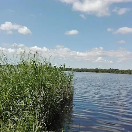 Luxury Lakeside Retreat-by Traum Σπίτι διακοπών *