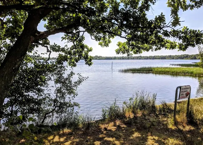 Nyaraló Luxury Lakeside Retreat-by Traum Ansager